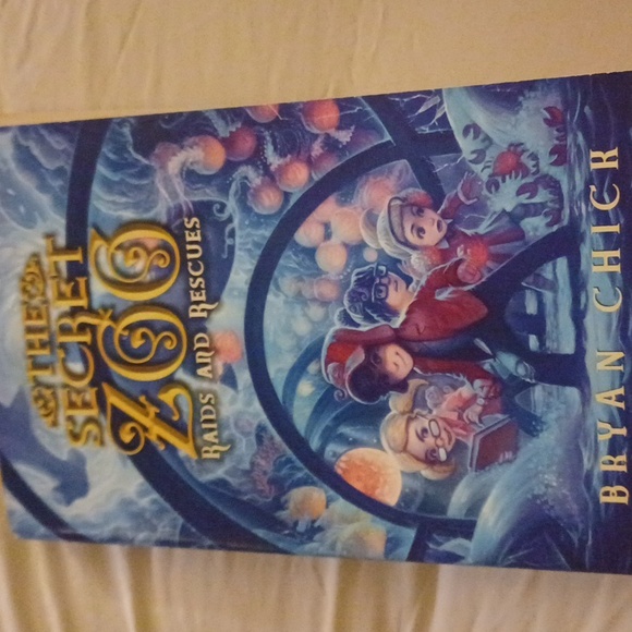 Children's book - Picture 1 of 1